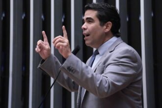 comissao-aprova-diretriz-de-mobilidade-urbana-para-profissionais-da-educacao-basica-e-superior