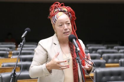 comissao-aprova-punicao-a-organizadores-de-eventos-esportivos-por-omissao-contra-discriminacao