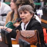 comissao-aprova-criacao-de-servico-nacional-de-acolhimento-para-mulheres-vitimas-de-violencia