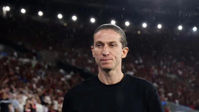 monaco-anuncia-a-contratacao-de-filipe-luis-ate-junho-de-2028