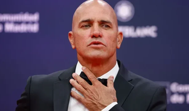 kelly-slater-volta-ao-circuito-mundial-em-etapa-no-taiti