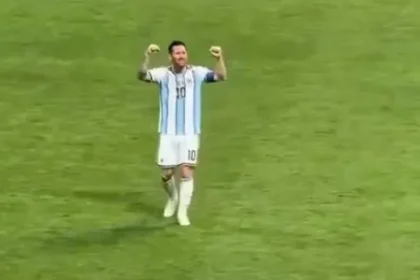 messi-chora-apos-virada-da-argentina-sobre-o-egito-na-copa;-veja