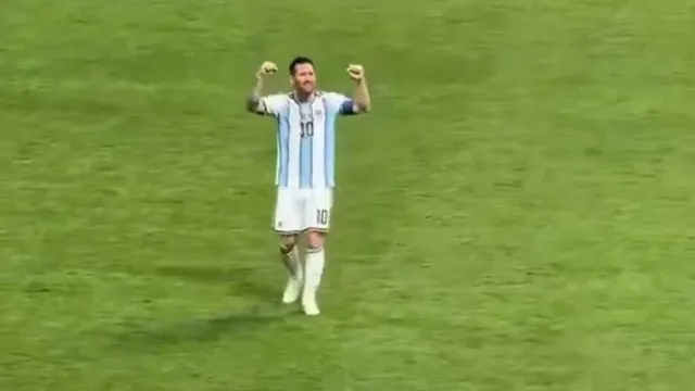 messi-chora-apos-virada-da-argentina-sobre-o-egito-na-copa;-veja
