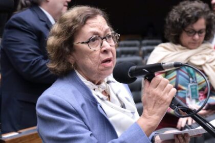 comissao-aprova-canais-de-atendimento-24-horas-para-mulheres-vitimas-de-violencia