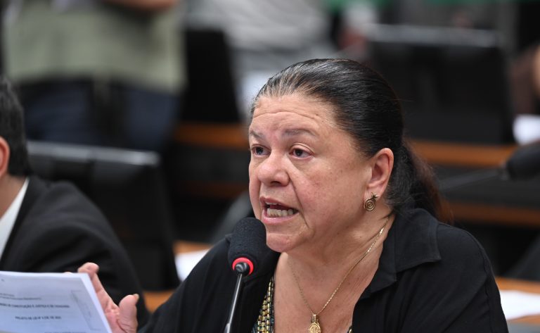 comissao-aprova-punicao-para-organizadores-de-eventos-esportivos-que-nao-combaterem-discriminacao