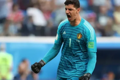 goleiro-do-real-madrid,-courtois-tenta-parar-espanha-sem-atletas-do-clube-pela-1a-vez-em-copas