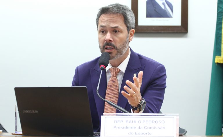comissao-aprova-proibicao-do-uso-de-imagem-e-voz-de-atletas-menores-de-18-anos-em-propaganda-de-bet