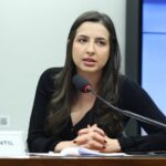 projeto-cria-sistema-para-monitorar-medidas-protetivas-e-suspender-porte-de-arma-de-agressor
