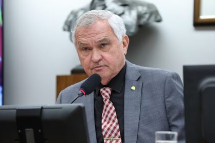 deputados-criticam-ausencia-do-ministro-das-relacoes-exteriores-em-audiencia-publica