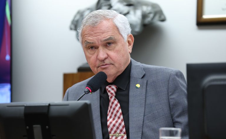 deputados-criticam-ausencia-do-ministro-das-relacoes-exteriores-em-audiencia-publica