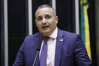 comissao-aprova-projeto-para-combater-violencia-virtual-contra-criancas-e-adolescentes