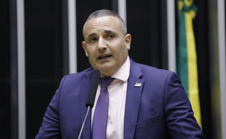 comissao-aprova-projeto-para-combater-violencia-virtual-contra-criancas-e-adolescentes