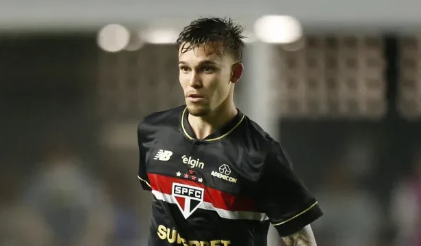 sao-paulo-avanca-por-emprestimo-de-negrucci-ao-athletic,-a-pedido-de-alex