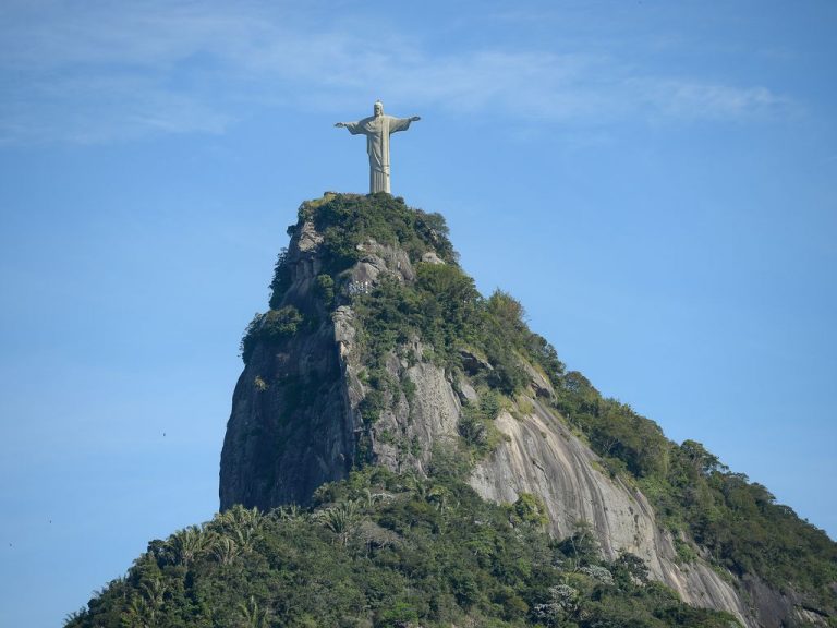 comissao-de-turismo-busca-solucao-juridica-para-area-do-cristo-redentor;-assista