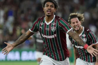 fluminense-e-red-bull-bragantino-fazem-duelo-de-g-5-na-volta-do-brasileirao