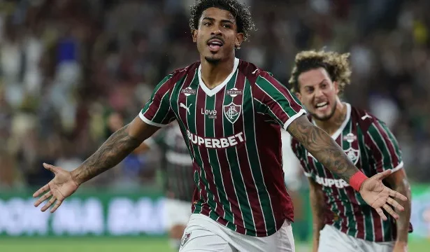 fluminense-e-red-bull-bragantino-fazem-duelo-de-g-5-na-volta-do-brasileirao