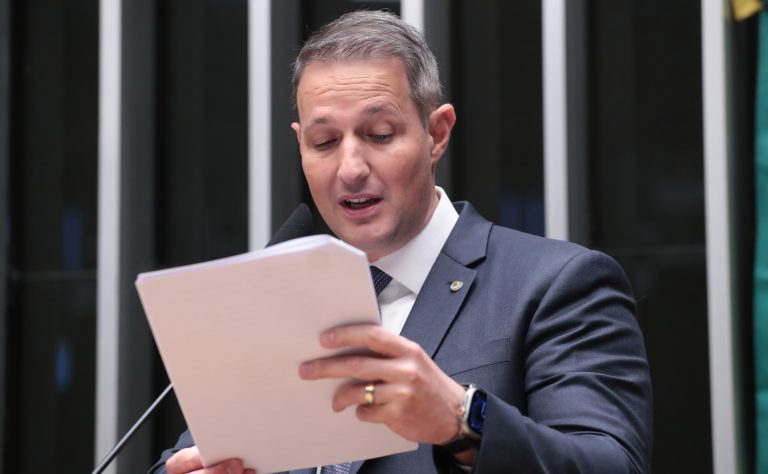 projeto-torna-hediondos-alguns-tipos-de-crimes-cometidos-por-organizacoes-criminosas-e-milicias