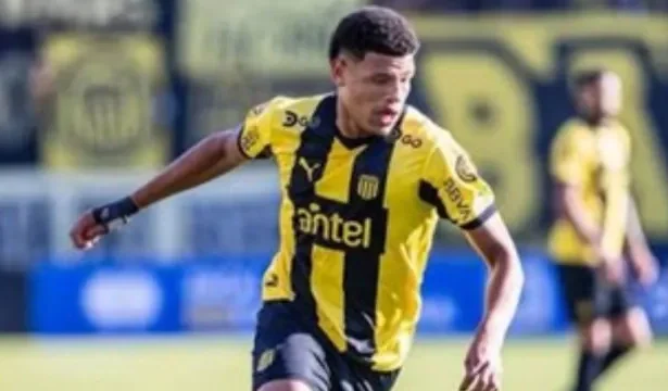 tragedia-no-uruguai:-jogador-bruno-betancor-morre-aos-22-anos