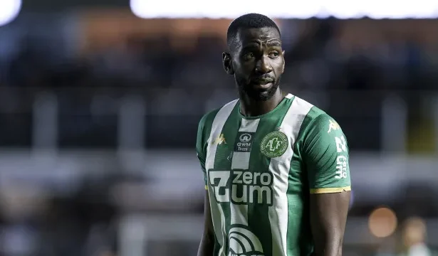 jogador-da-chapecoense-e-internado-com-lesao-no-pancreas-apos-enfrentar-cruzeiro