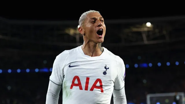 tecnico-do-tottenham-nao-crava-permanencia-de-richarlison:-‘as-vezes-diz-que-quer-sair’