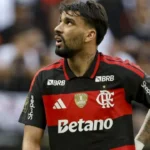 paqueta-celebra-volta-apos-lesao-e-diz-o-que-tem-dado-errado-no-flamengo