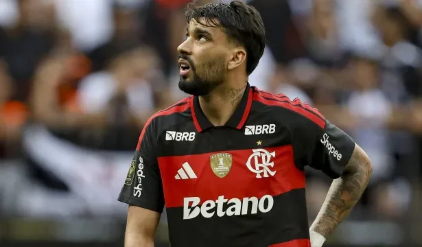 paqueta-celebra-volta-apos-lesao-e-diz-o-que-tem-dado-errado-no-flamengo