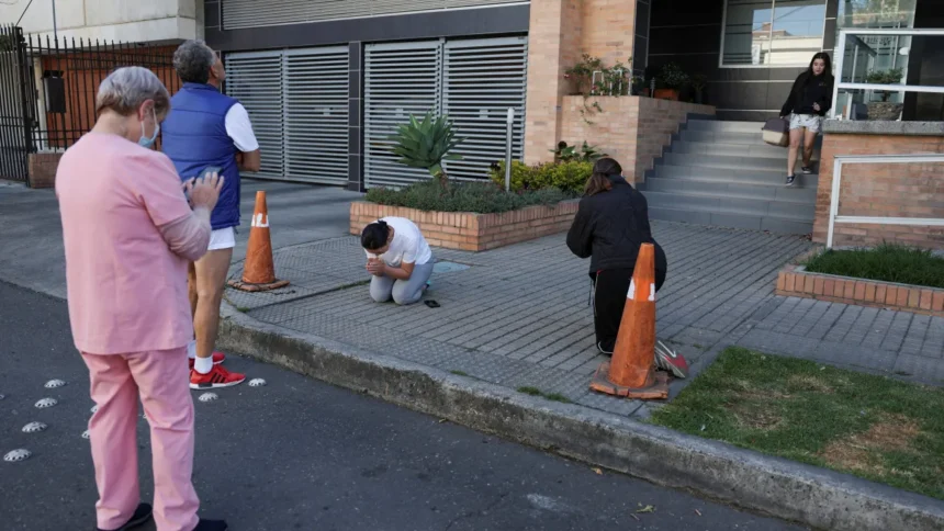 forte-terremoto-atinge-colombia,-deixa-feridos-e-causa-danos-em-choco