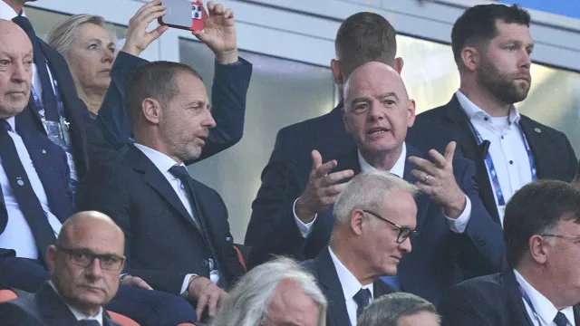 uefa,-concacaf-e-afc-se-unem-contra-infantino-e-ameacam-romper-com-a-fifa