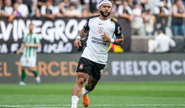memphis-deixa-corinthians-com-3-tacas,-20-gols-e-ano-de-2026-discreto