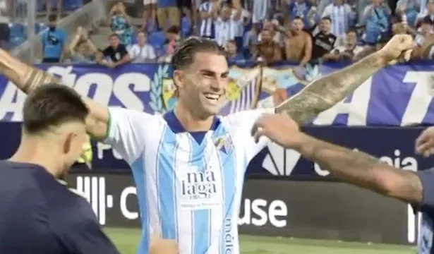 fulham-abandona-campo,-tecnico-e-expulso-e-malaga-fica-com-trofeu