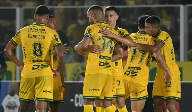 mirassol-aposta-em-bom-resultado-em-casa-para-sair-na-frente-da-ldu-nas-oitavas-da-libertadores