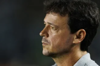 diniz-aponta-frustracao-e-tristeza-no-corinthians-com-saida-de-memphis:-‘serviu-de-motivacao’