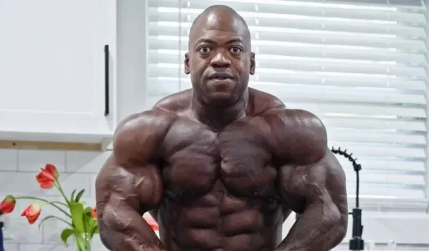 fisiculturista-dwayne-quamina-morre-aos-40-anos-dias-apos-competir