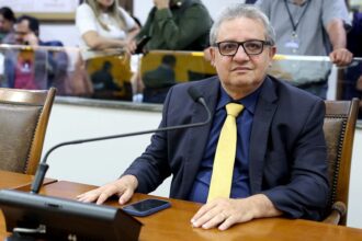 jair-farias-inicia-campanha-para-deputado-federal-com-grande-comicio-em-sitio-novo-do-tocantins