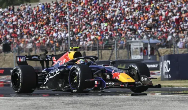 lesao-tira-isack-hadjar-do-gp-da-holanda-e-faz-lawson-voltar-a-red-bull
