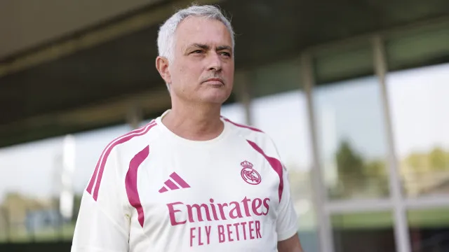 mourinho-conta-como-convenceu-vini-jr.-a-nao-aceitar-proposta-do-arsenal