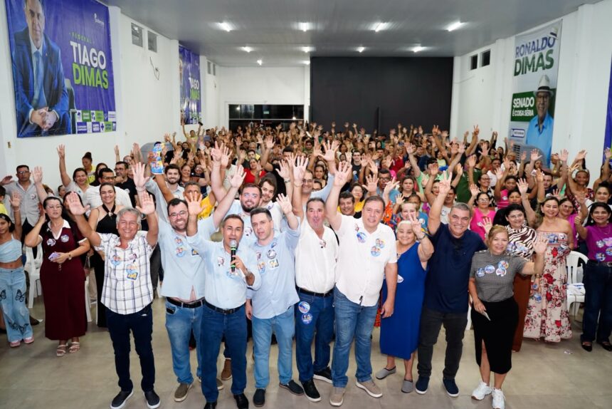 israel-da-terezona-reune-liderancas-e-apresenta-grupo-de-candidatos-em-grande-reuniao-politica-em-araguaina