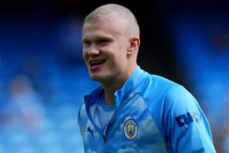 haaland-surpreende-e-abandona-cabelos-longos-antes-de-estreia-do-city-na-premier-league