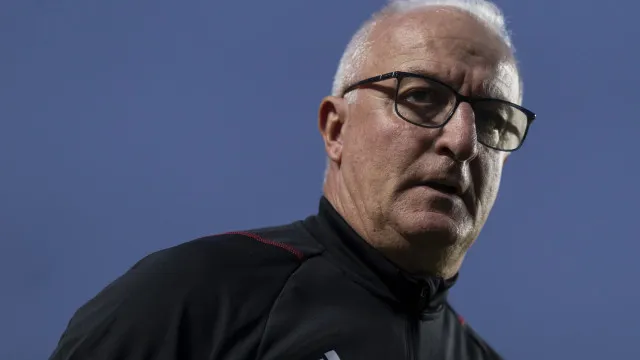em-crise,-dorival-critica-o-proprio-time-e-luis-castro-cita-abel-ferreira