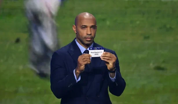 psg-x-barcelona-e-real-madrid-x-arsenal:-sorteio-define-confrontos-da-fase-de-liga-da-champions