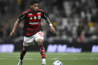 recuo-dos-russos-tumultua-fim-de-janela-e-contas-de-flamengo-e-botafogo