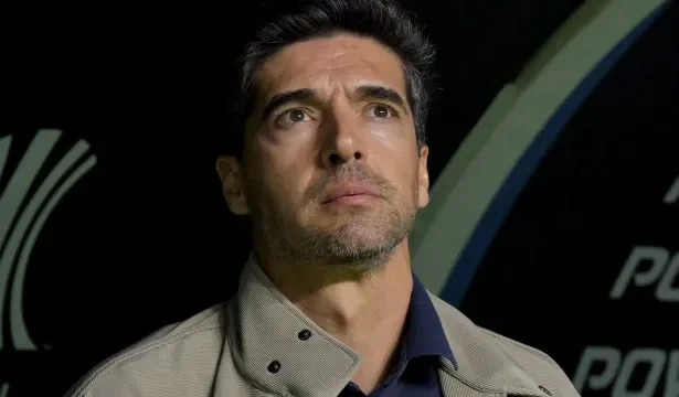 abel-ferreira-se-defende-antes-de-julgamento-no-stjd:-‘nao-matei-ninguem’