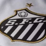 santos-faz-tres-gols-no-1o-tempo-e-quase-cede-empate,-mas-vence-o-inter