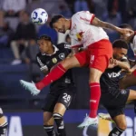 botafogo-e-red-bull-bragantino-jogam-em-busca-de-reabilitacao-no-brasileirao-e-mirando-com-g-6