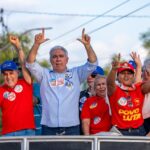 caravana-de-laurez-moreira-chega-ao-extremo-norte-do-tocantins-e-candidato-defende-custeio-de-passagem-de-balsa-e-drenagem-profunda-em-area-de-inundacao-em-sao-miguel