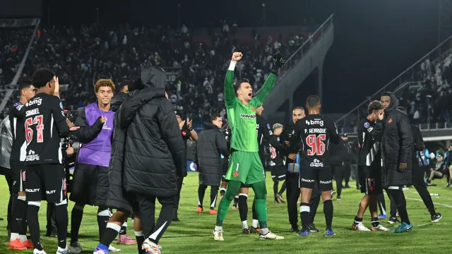 vasco-mantem-possibilidade-de-final-brasileira-na-copa-sul-americana