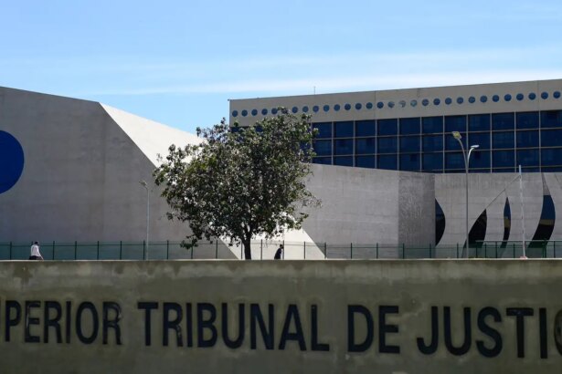 stj-suspende-processos-sobre-aluguel-de-curta-temporada-em-condominios