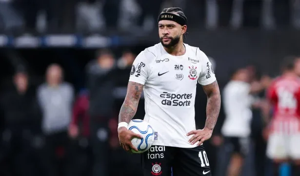 distracoes-extracampo-de-memphis-viram-desafio-para-diniz-no-corinthians
