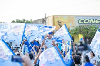 laurez-moreira-percorre-tres-cidades-do-sul-e-e-recebido-com-entusiasmo-pela-populacao