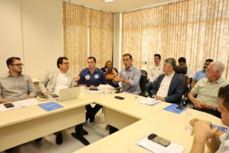 vicentinho-defende-infraestrutura-e-novos-investimentos-em-encontro-com-construcao-civil-e-mineracao